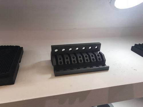 河南石墨模具有哪些異形特性呢？